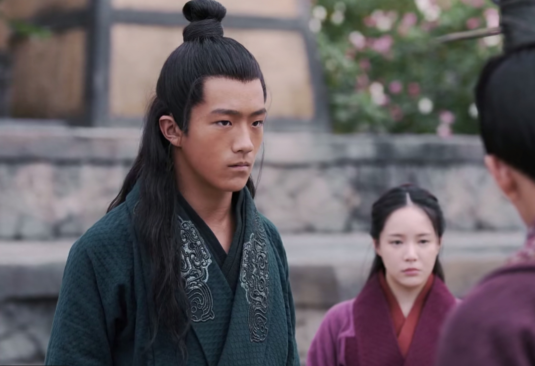 在《大秦赋》中,嬴政和燕太子丹同在赵国为质,关系非常好.