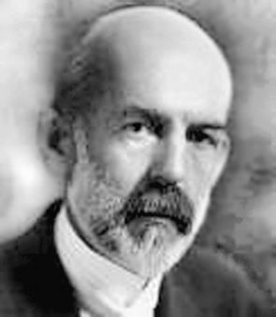 曾经的读书笔记分享:库利——镜中我 他认为,人的行为很大程度上取决