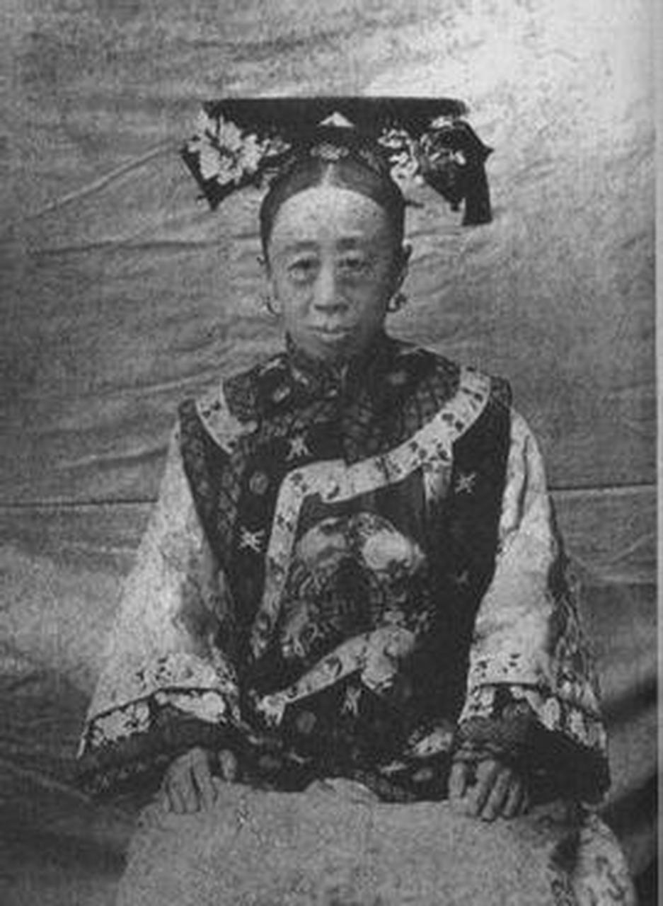 【载入《清史稿》的最后一位公主:荣寿公主】        荣寿公主是道光