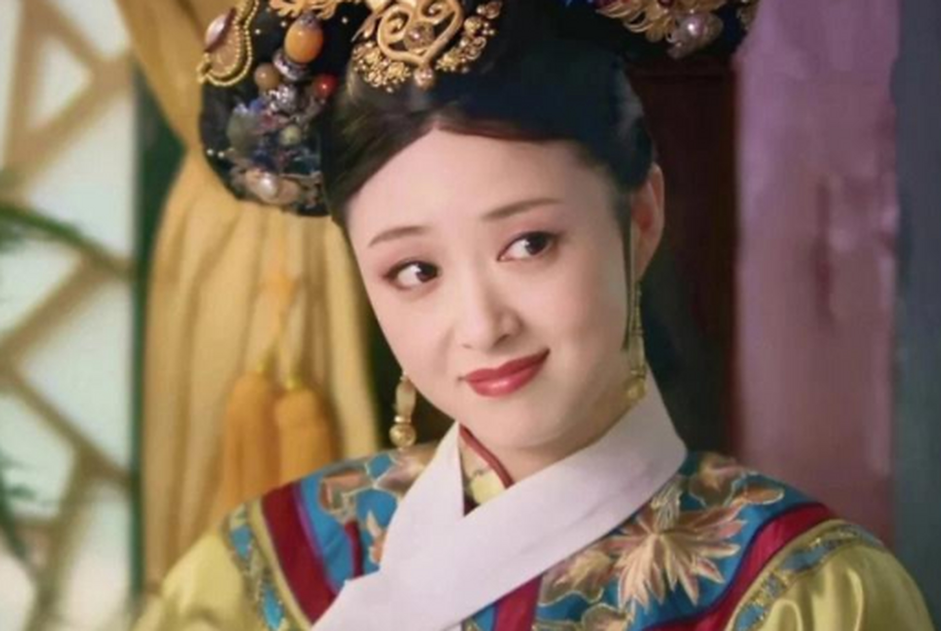 蒋欣瘦下来可真美!晒泳池美照惊艳四座,华妃娘娘果然凤仪万千.