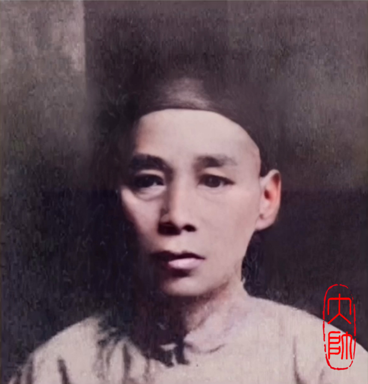 裘桂仙(1881—1933,男,京剧净角.北京人,原名荔荣.