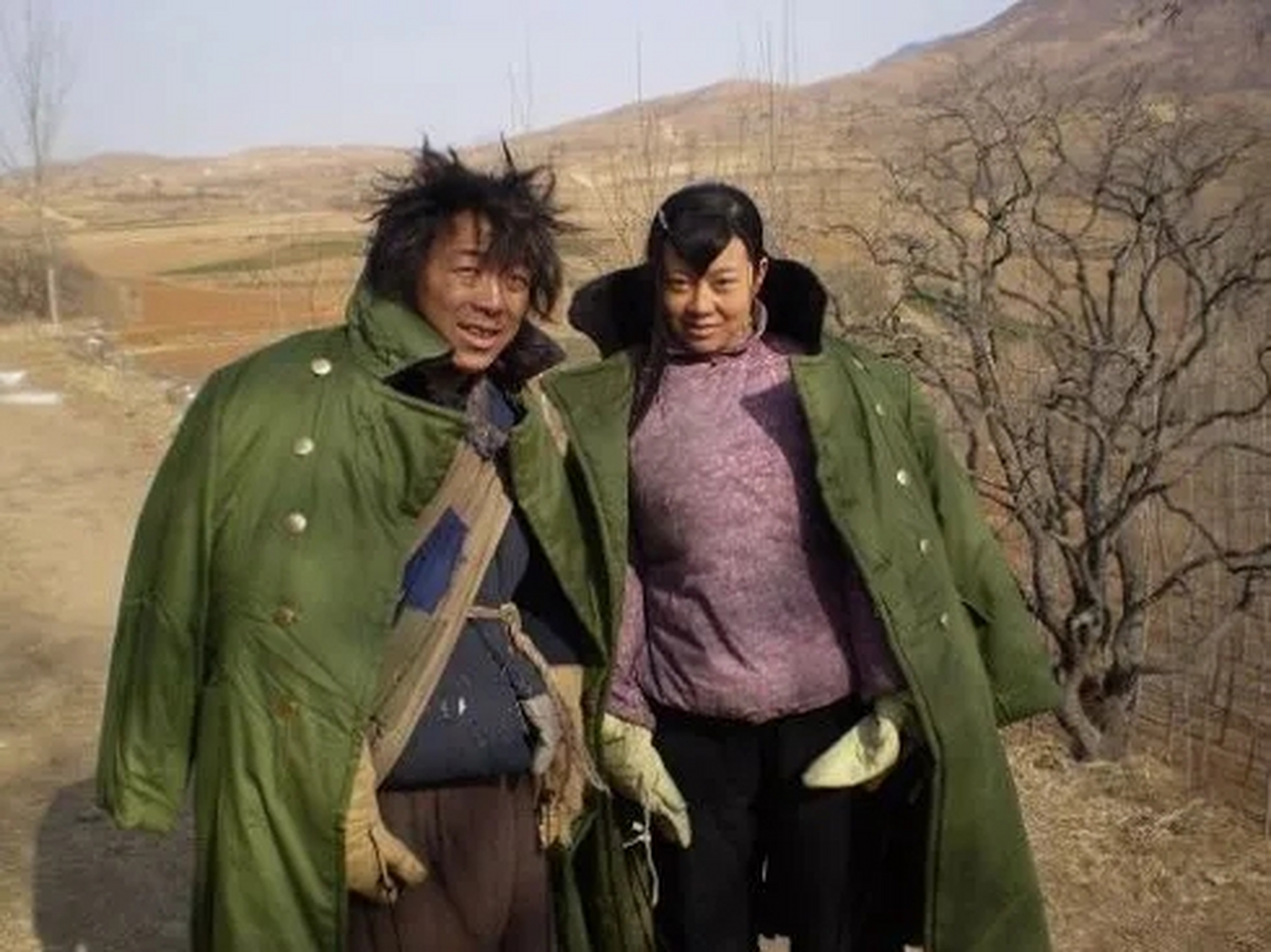 有一次,黄渤给闫妮打电话来:"哥们,来帮个忙,客串一个角色,就三天.