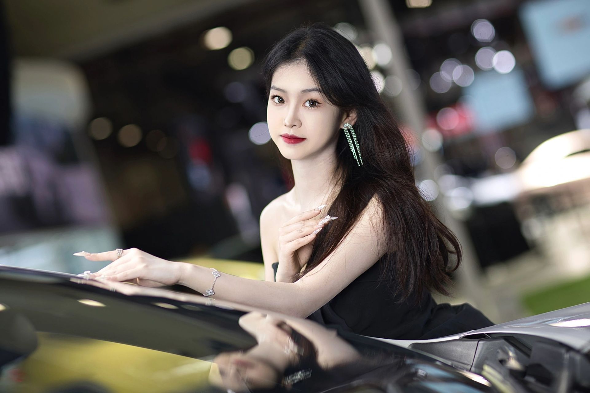 2023厦门车展最后一天啦 一年又一年      #车展# #车模# #厦门车展