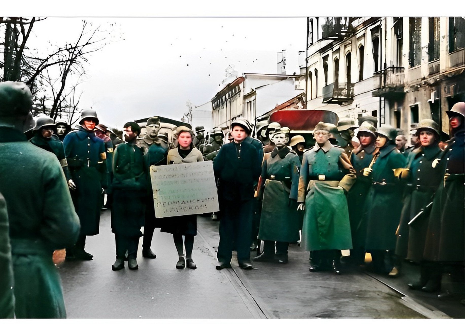 1941年玛莎·布罗斯金娜在苏联女英雄山去世前后.