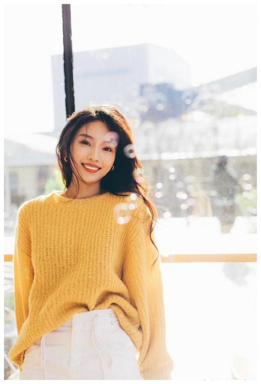 北京电影学院美女演员姜奕含迷人美照欣赏,好美啊