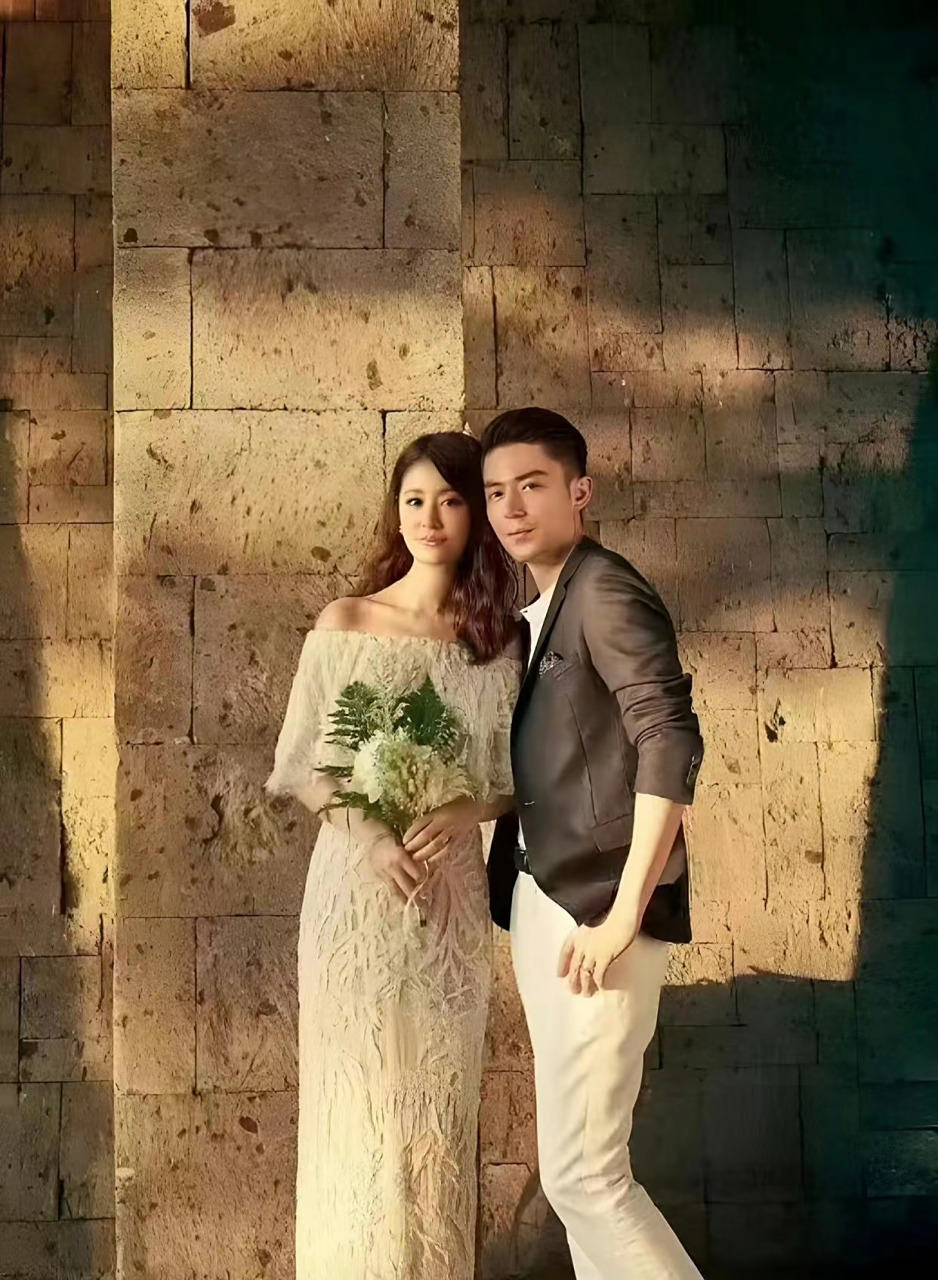 霍建华林心如的婚纱照,这才是普通人可以借鉴的婚纱照,没有其他明星的