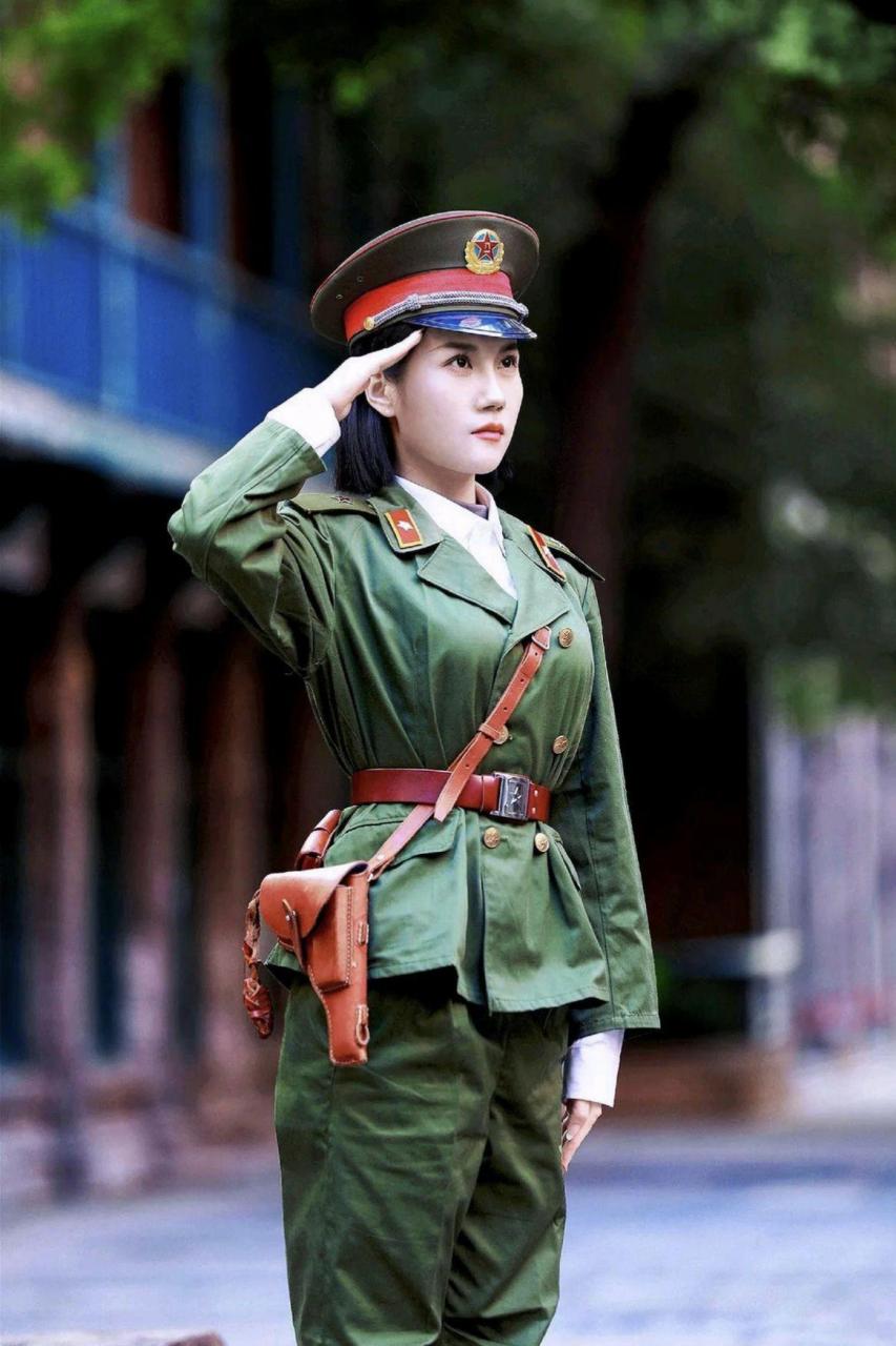 85式军服 女兵图片