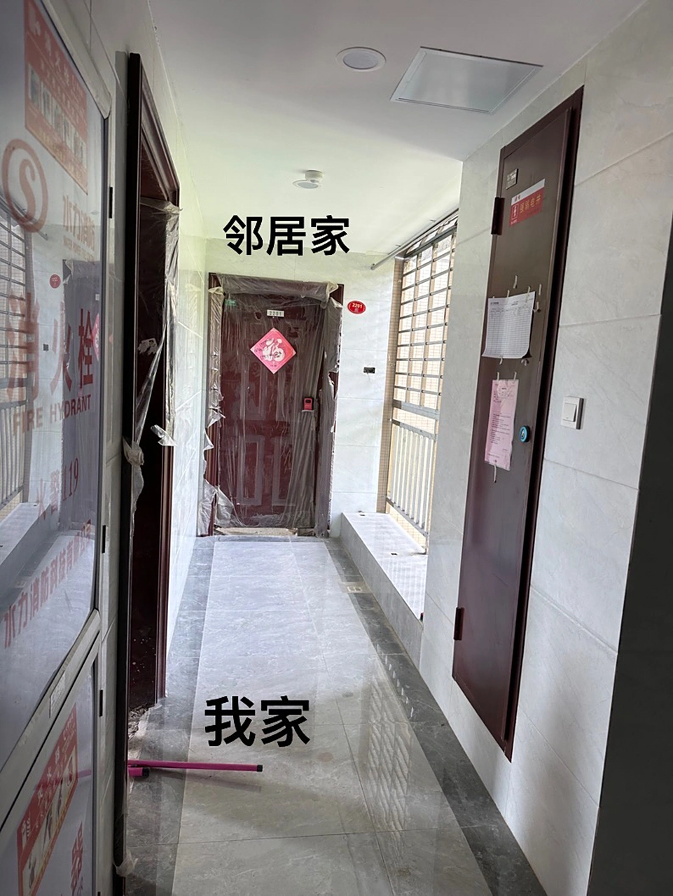 就想知道你们家入户门外的连廊,都是怎么处理的?