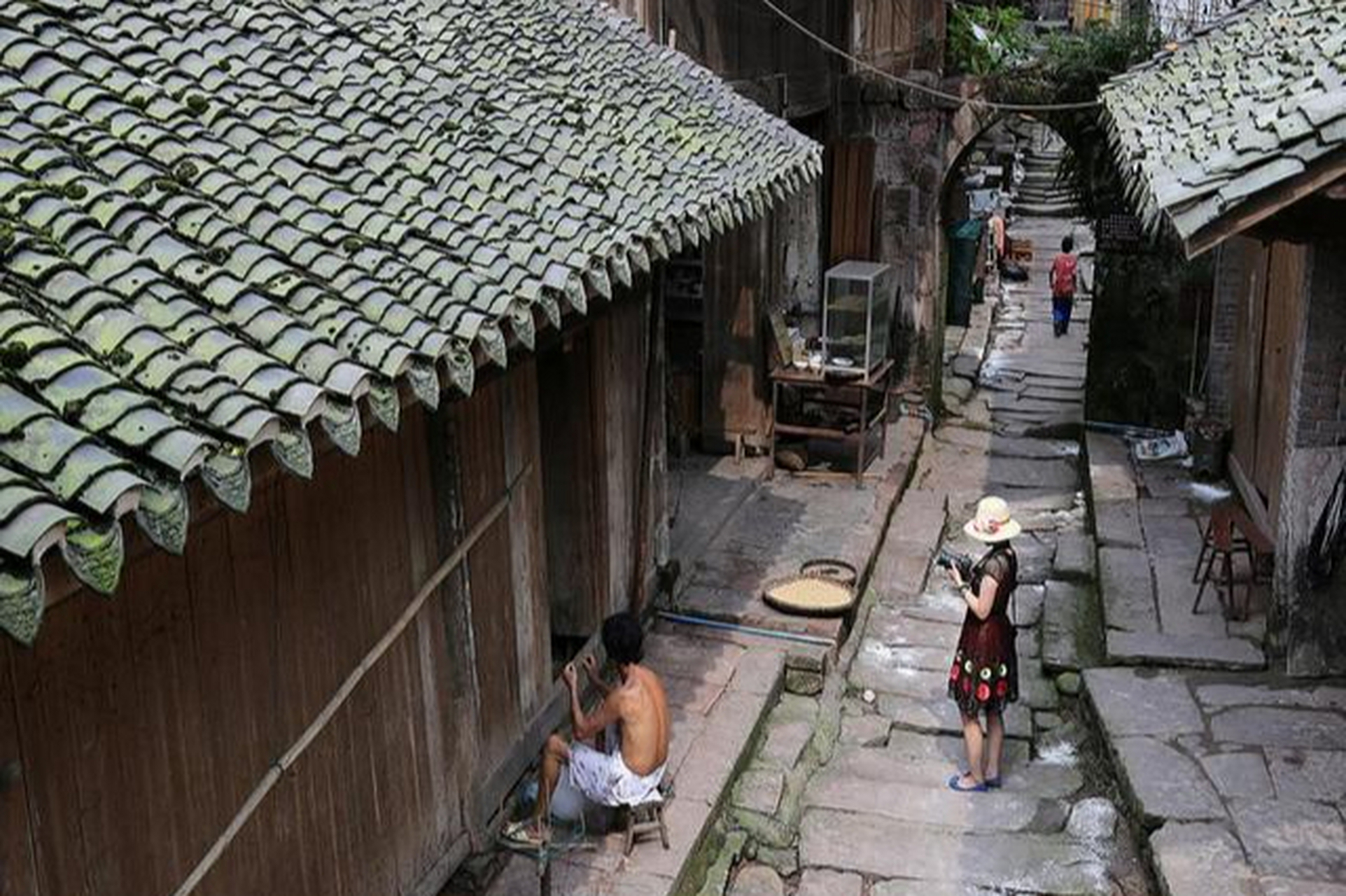 宜宾双河古镇:在四川盆地南缘,镶嵌在长宁,珙县,兴文三县结合部,因有