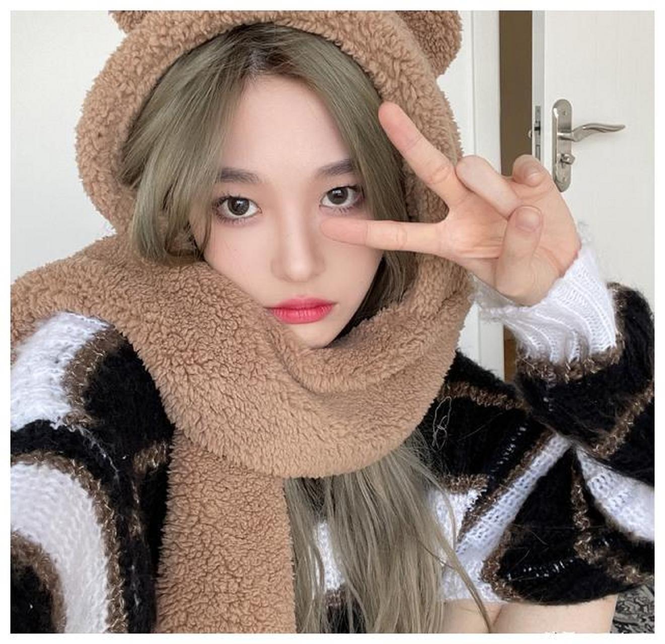 美女艺人snh48-王奕户外写真欣赏,好美