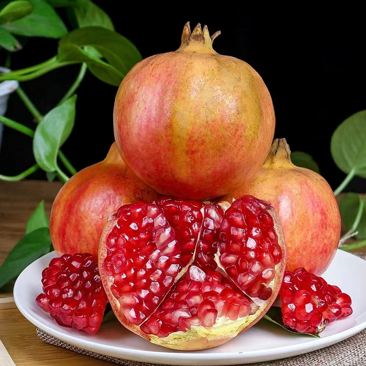 每到这个季节,我总是入手几盒,给自己来一场石榴的盛宴99.