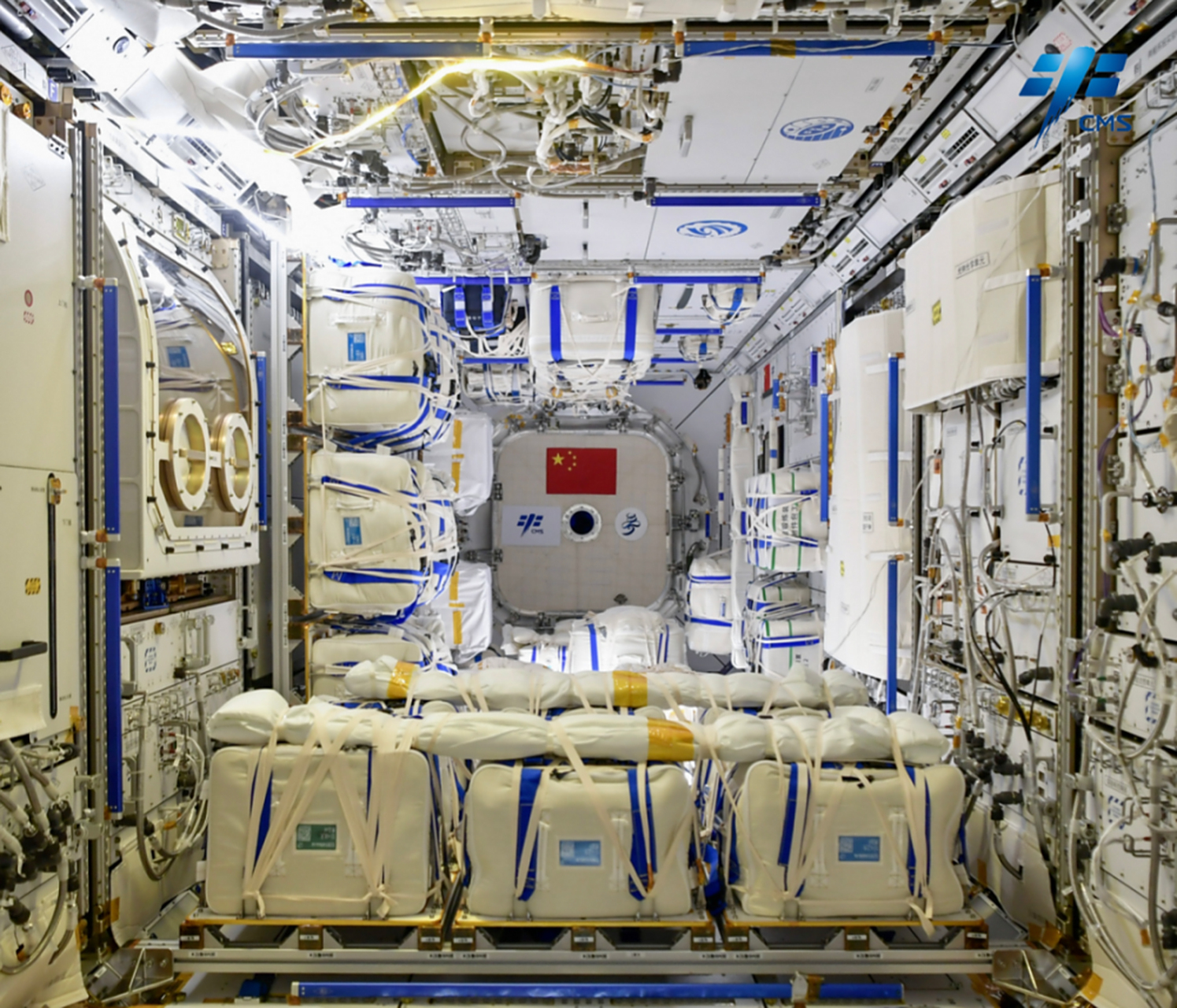 近日,我国天宫空间站的"t字型"三舱核心结构已经集合完毕,天宫空间站