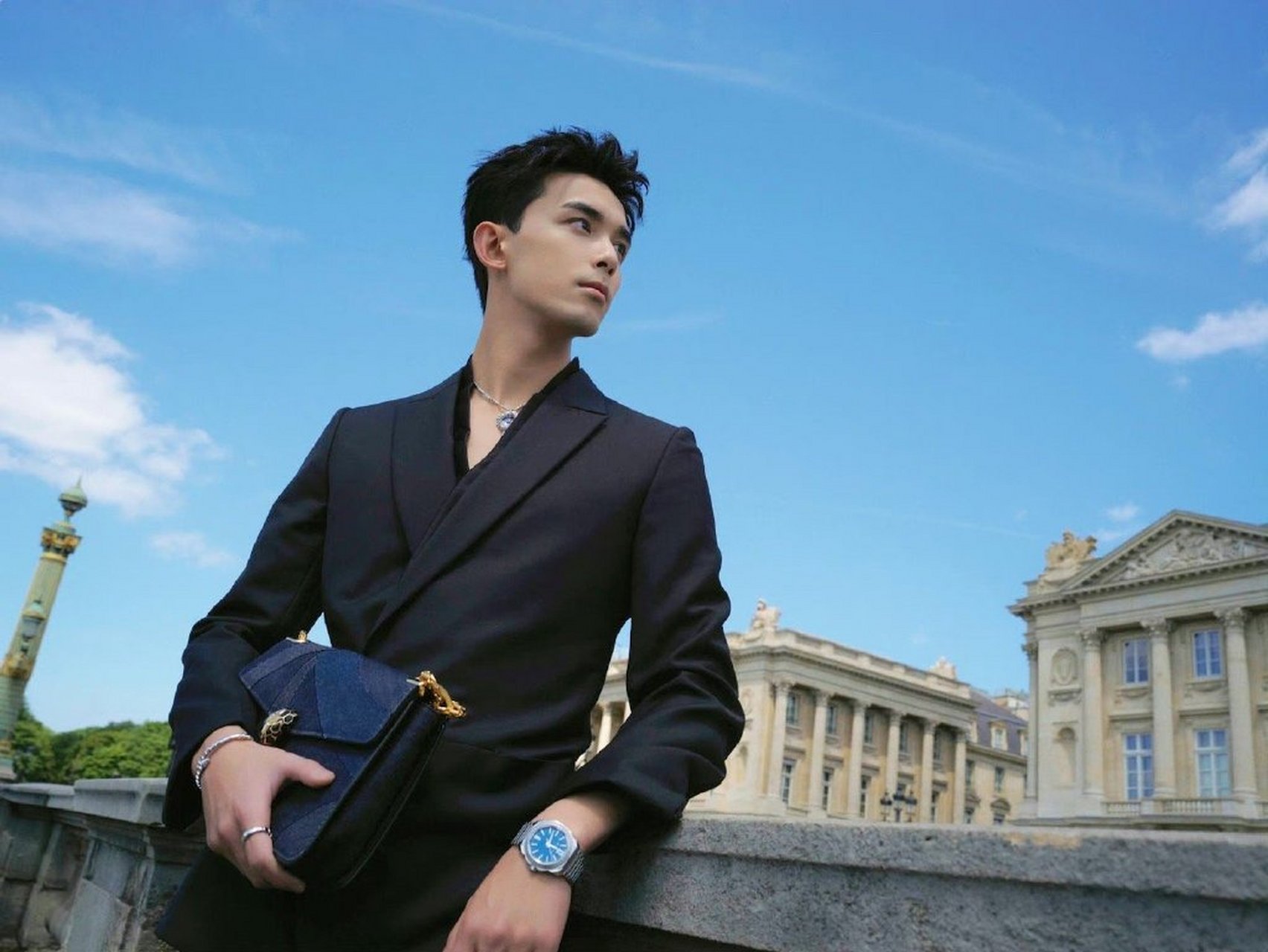 吴磊真空西装半永久吧