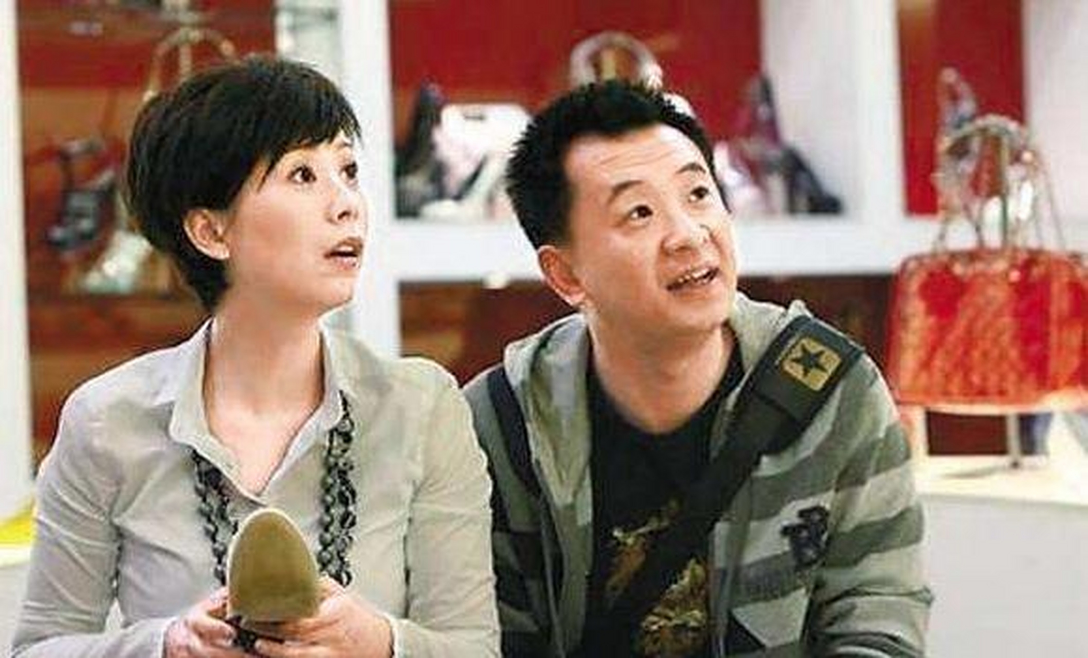 黄海波和海清也曾经搭档过多次,两个人之间关系也是非常亲密的,私底下
