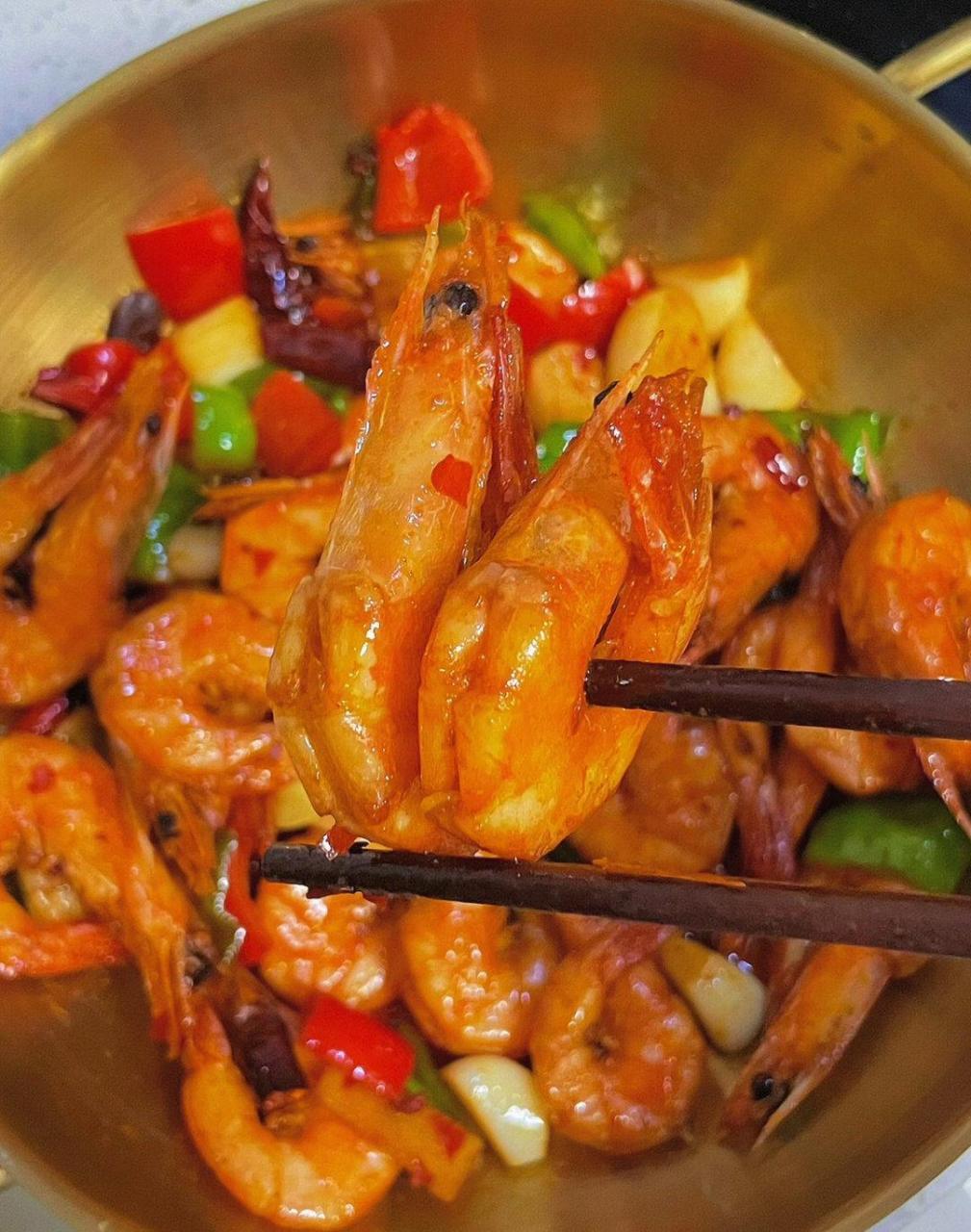 香爆虾真的无法拒绝呀～?|||?做法: 1?