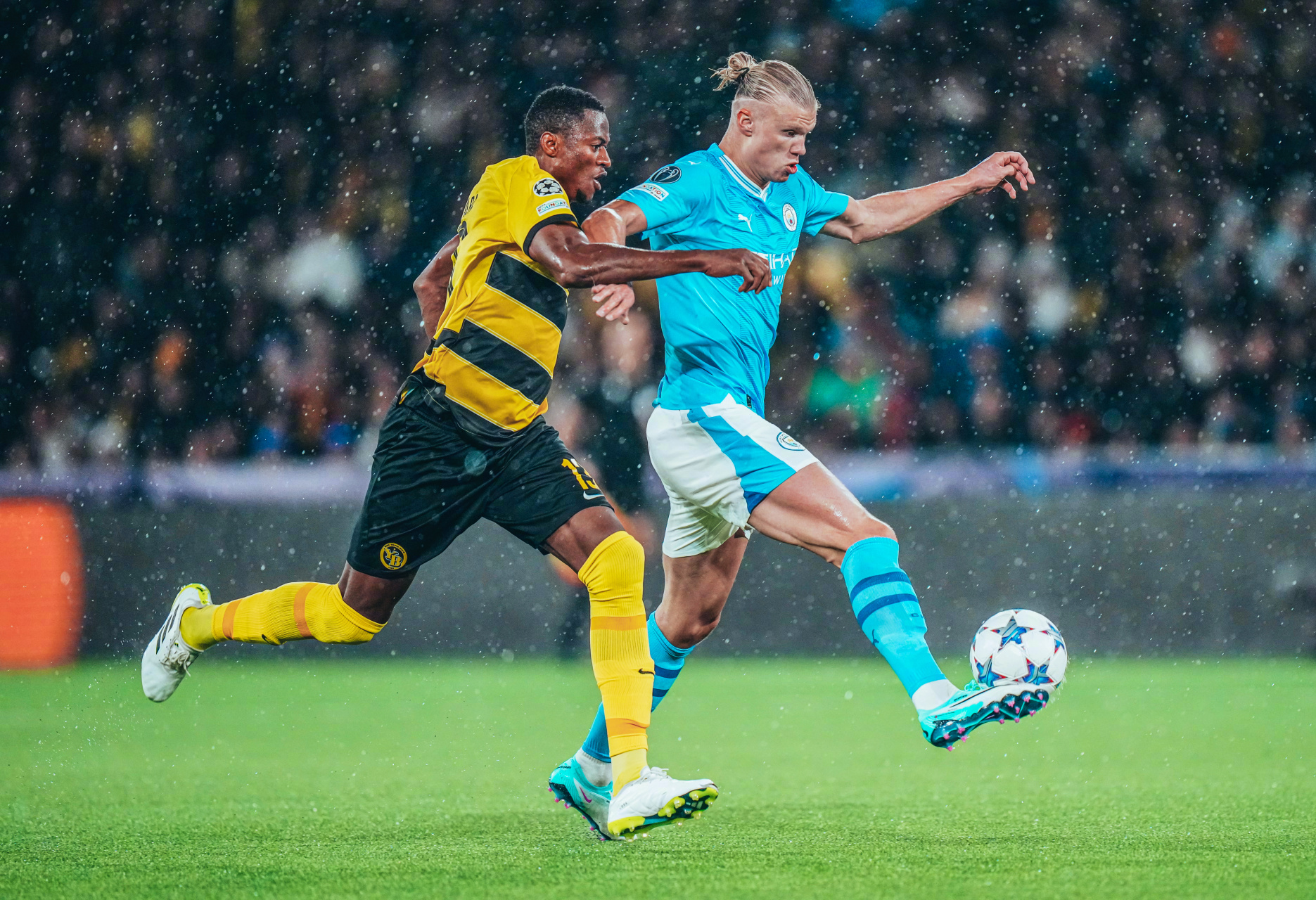 曼城# #欧冠# 欧冠g组第3轮的比赛,曼城客场3-1击败年轻人,本场比赛