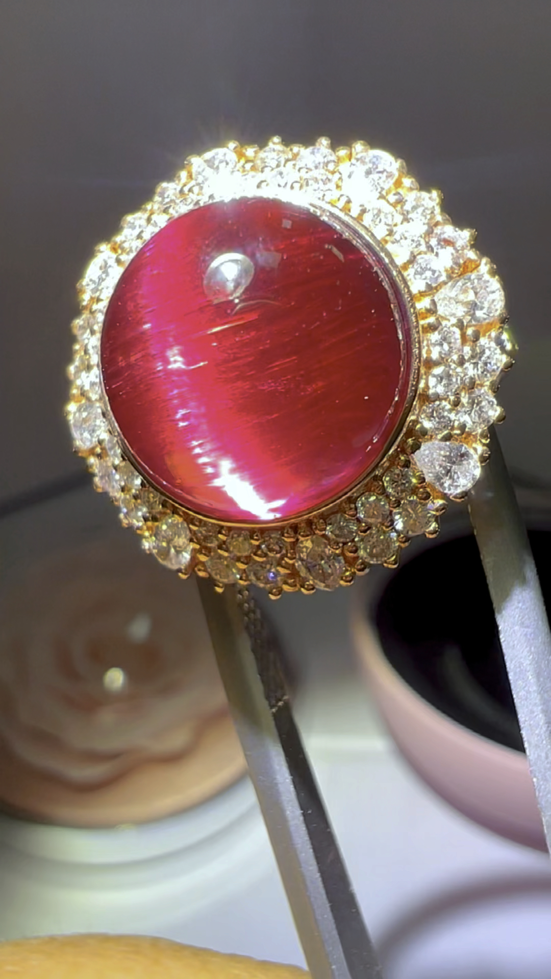 新疆阿勒泰的宝石