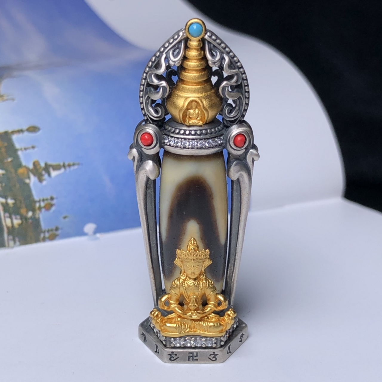 藏区回流老料高油包浆虎牙天珠镶嵌925银药师佛吊坠 尺寸约:51*20*14