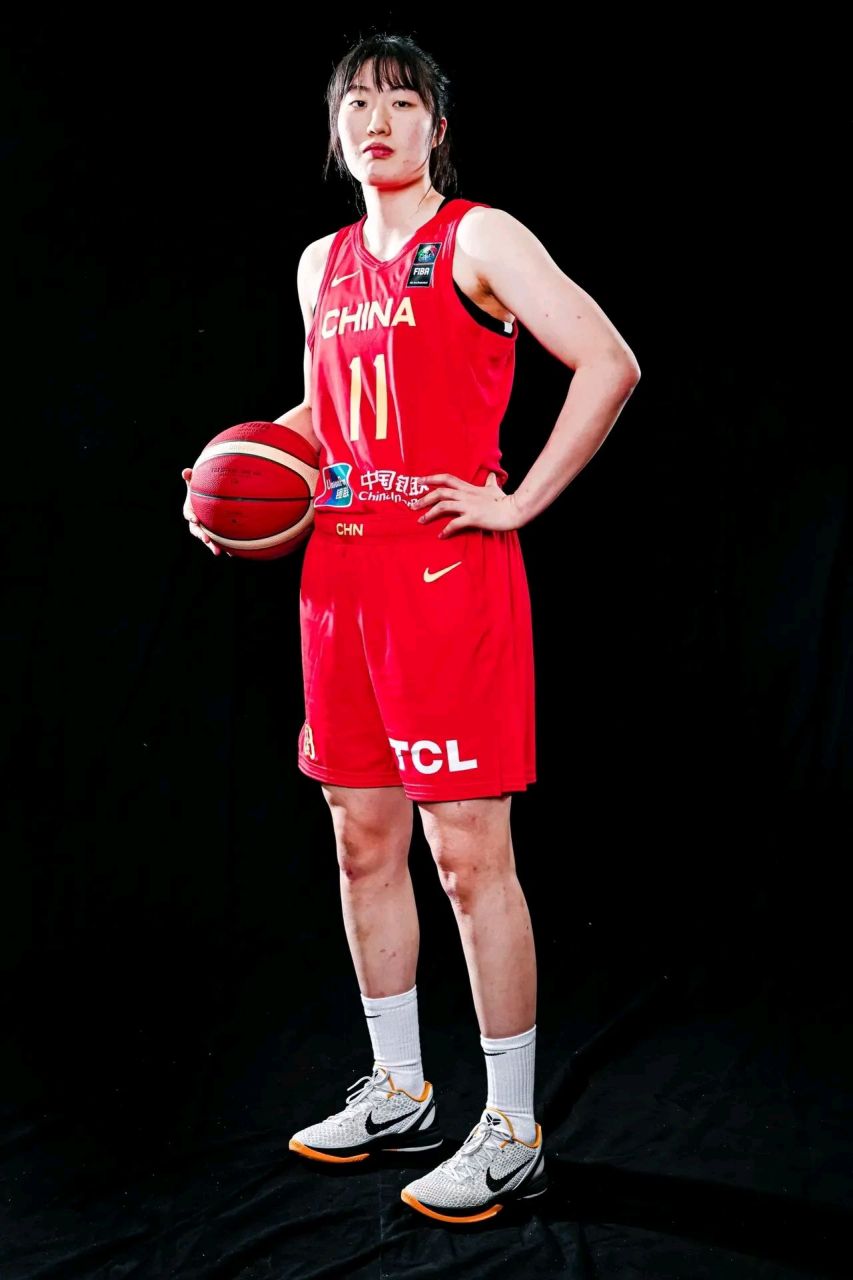 女篮新晋球员罗欣棫引热议!她真的很幸运!