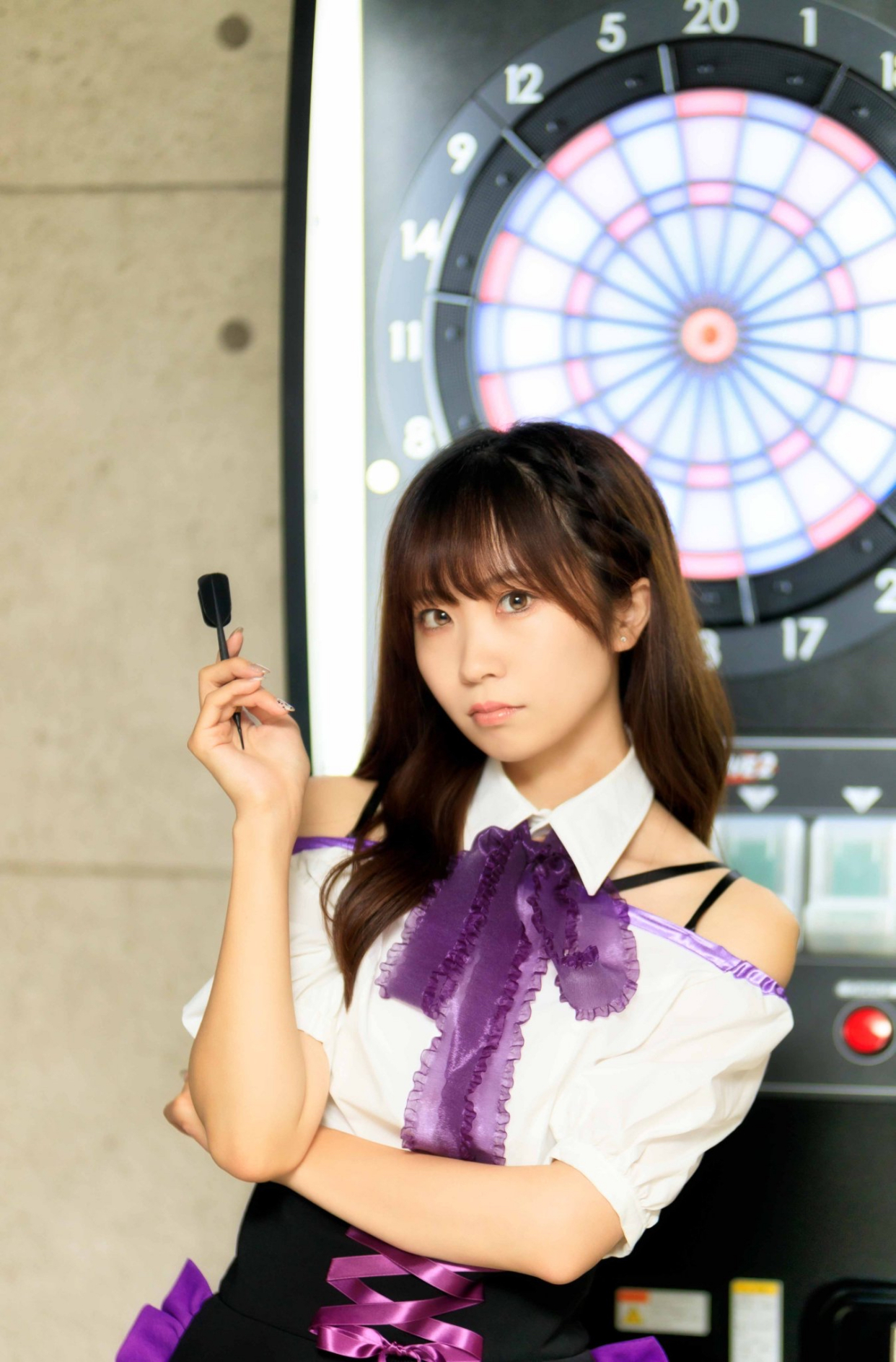 根岸しおり,日本摄影协会专属美腿模特