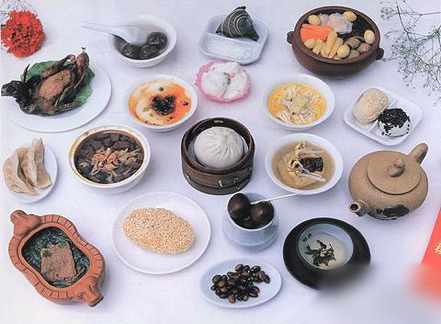 指南京金陵八种最有秦淮风味的特色小吃:永和园的黄桥烧饼和开洋干丝