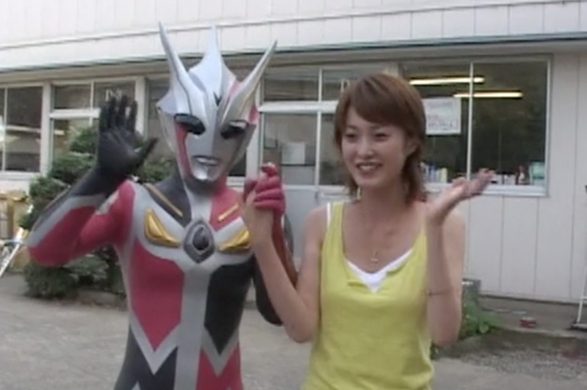 《奈克瑟斯奥特曼》中饰演莉子的日本女演员中丸紫苑7月11日因病去世