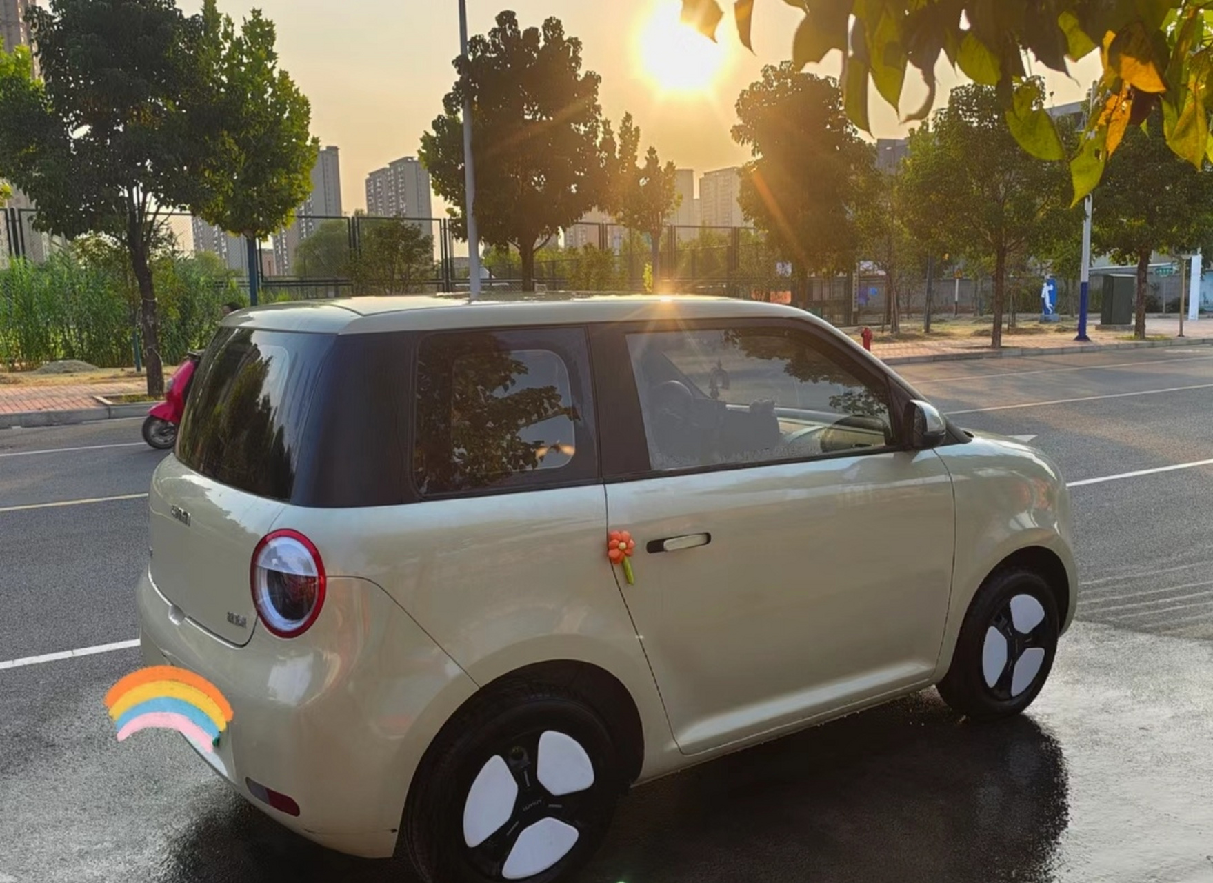 更适合中国宝宝体质的国产小电车 5万元的长安 lumin 上下班真的太赞