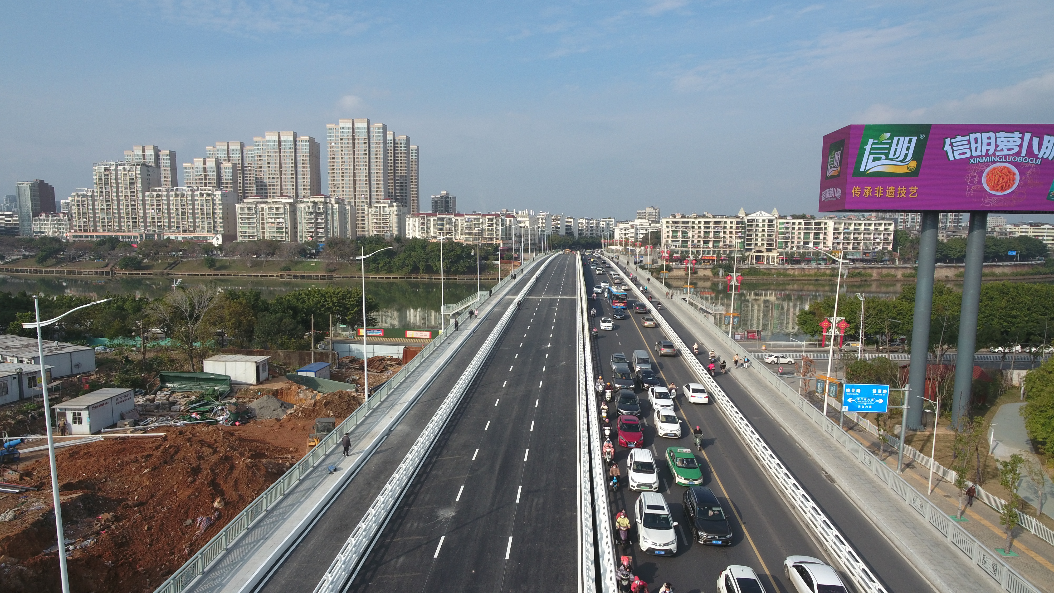 赣州南河大桥新桥主桥全线通车