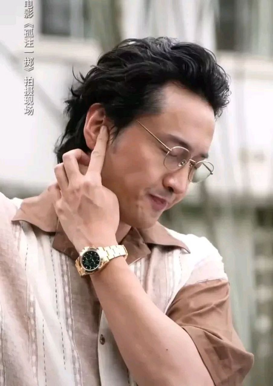 其实,你仔细看,在电影孤注一掷中王传君这个角色身上