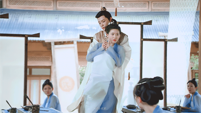 《传闻中的陈芊芊》,赵露思求生欲很强,女尊男卑的剧情超搞笑