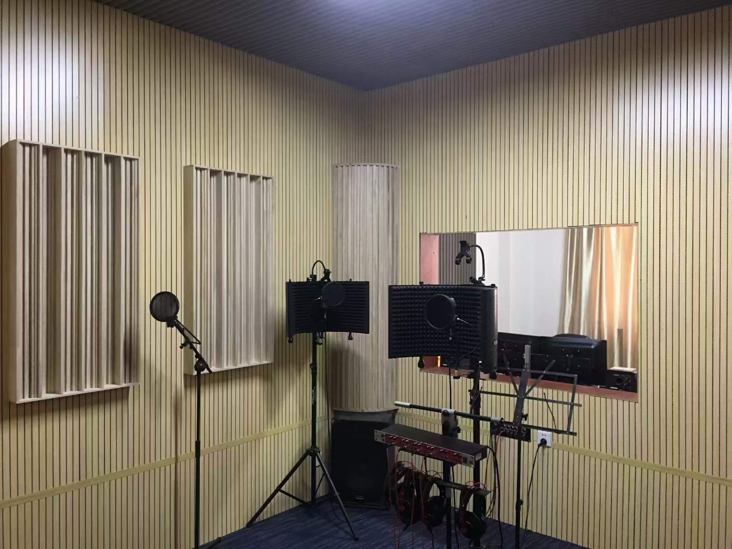 录音棚洗吸音隔音处理效果图