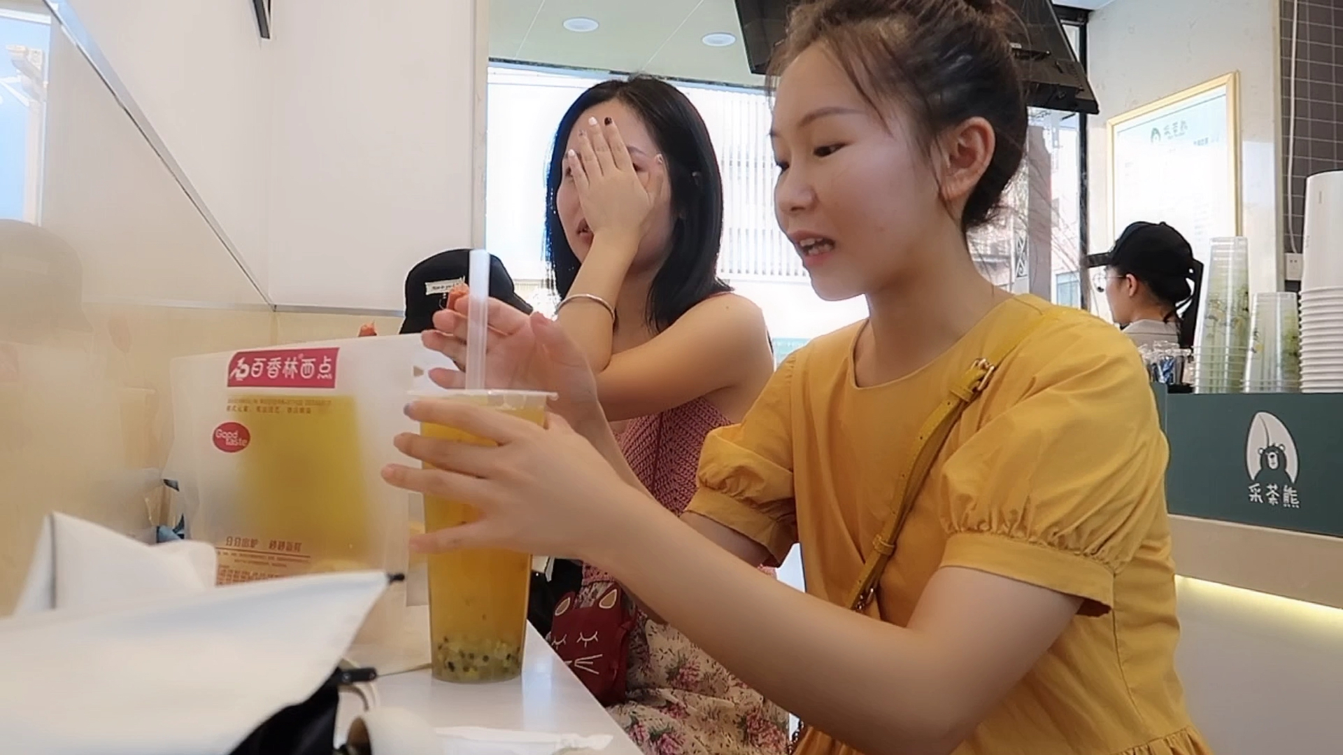 溜达五星花园,逛西门买杨鸭子的一天,西门市场还是一如既往