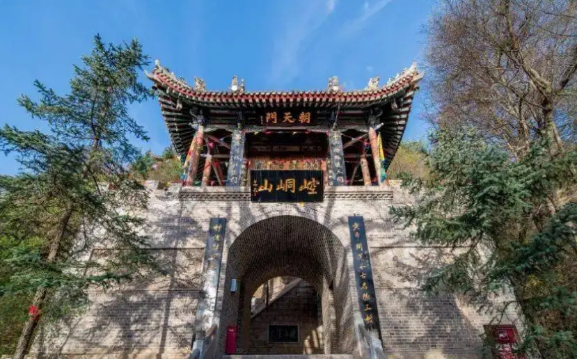 平凉周边旅游景点大全图片