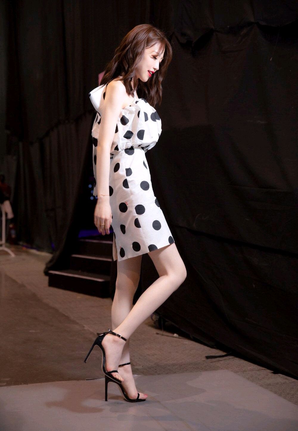 张纯烨:满眼都是你的靓影