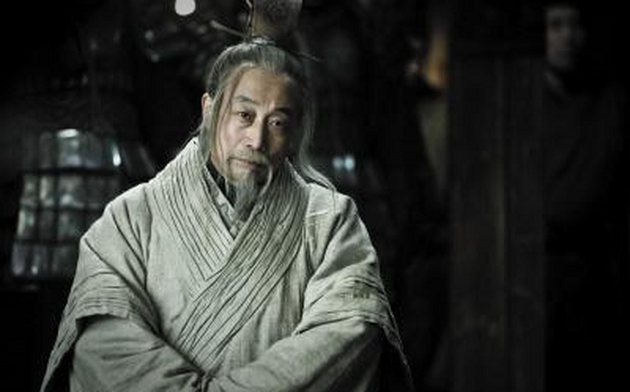 公元前180年,吕后的妹妹吕嬃被丞相陈平派人活活打死,在临死之前,吕嬃