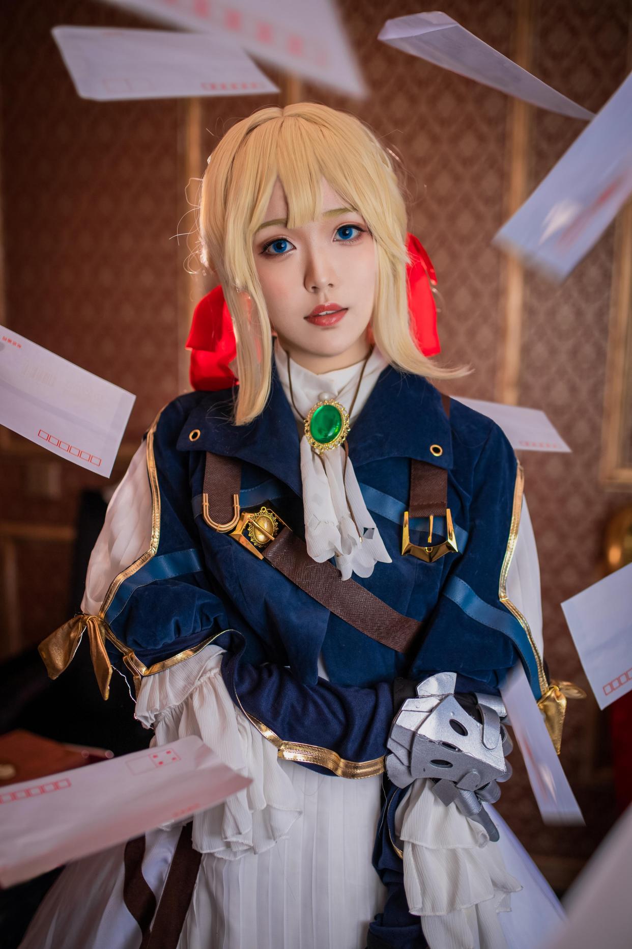 「紫罗兰永恒花园」薇尔莉特cos:愿意和我共进晚餐吗?