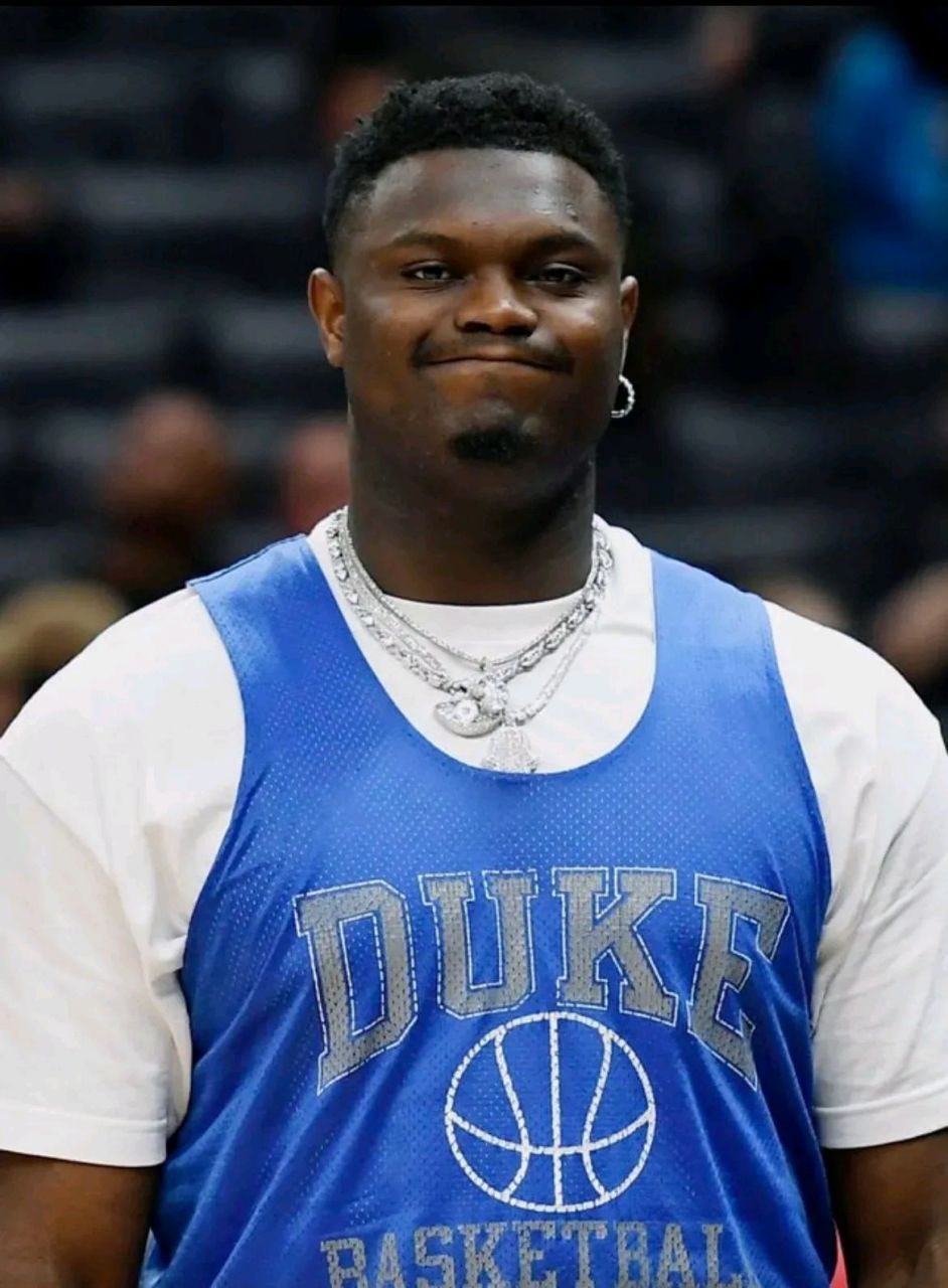 nba记者文霍斯特报道,鹈鹕计划在选秀大会前交易送出锡安,多只球队