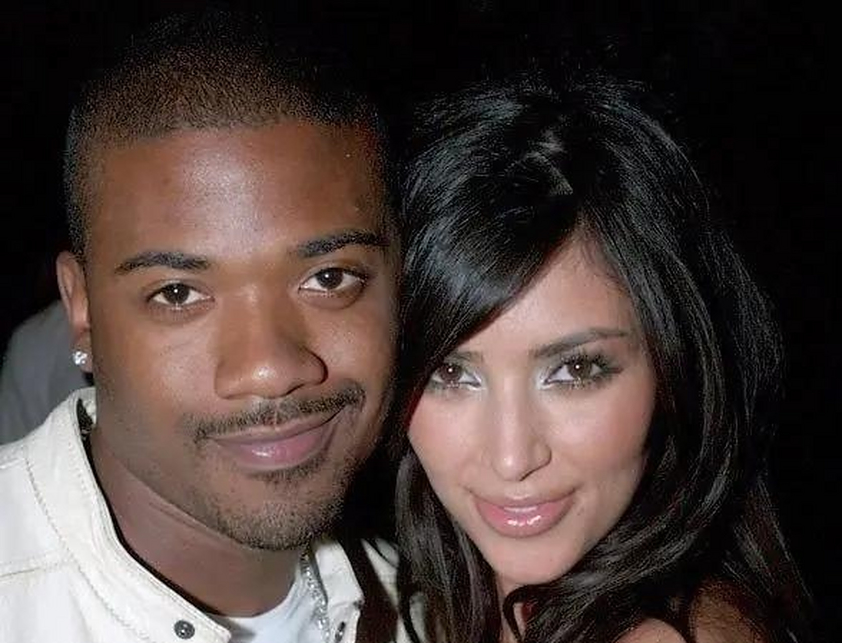 靠一段隐私录像带爆红!如今身价上百亿!金卡戴珊当真是捞金女王