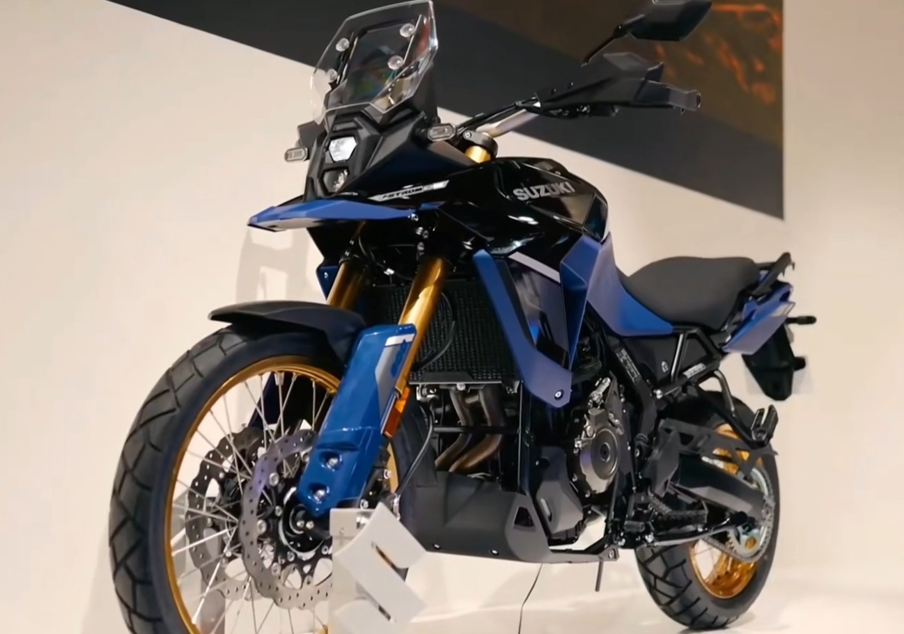 铃木新款的v-strom800de,这款车也被称为铃木最强越野拉力车