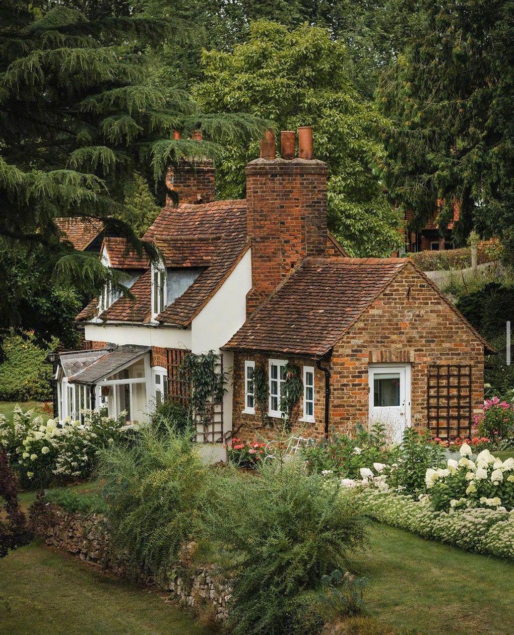 乡村田园小屋,隐匿于林荫之间,阳光可抵,花草相映93