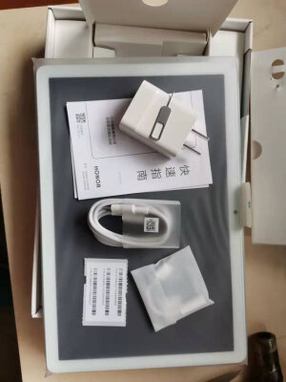 华为荣耀平板7性价比怎么样,荣耀平板t7怎么样  荣耀平板7其实也还