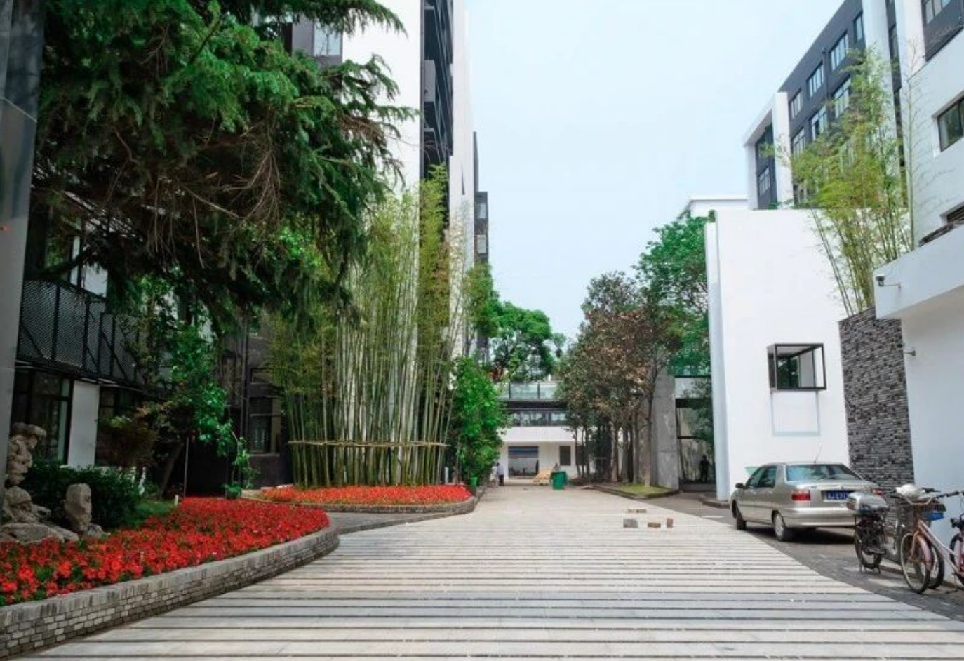 徐汇创意园-德必徐汇易园