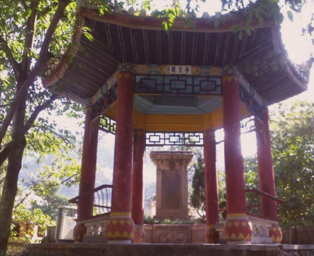 为纪念翼王石达开而建翼王亭