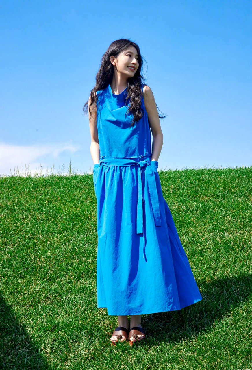 张俪的"多巴胺一夏"[色][色][色] 夏天就是要灿烂绚丽,五彩缤纷