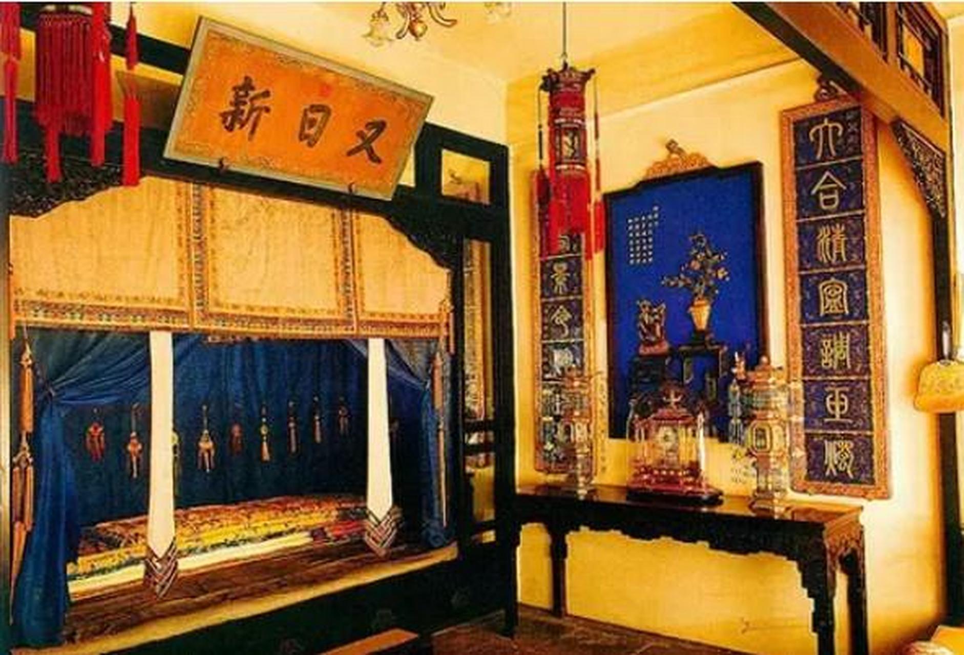 故宫养心殿南北宽63m,东西长80m,占地约为5000㎡,从雍正开始200年间