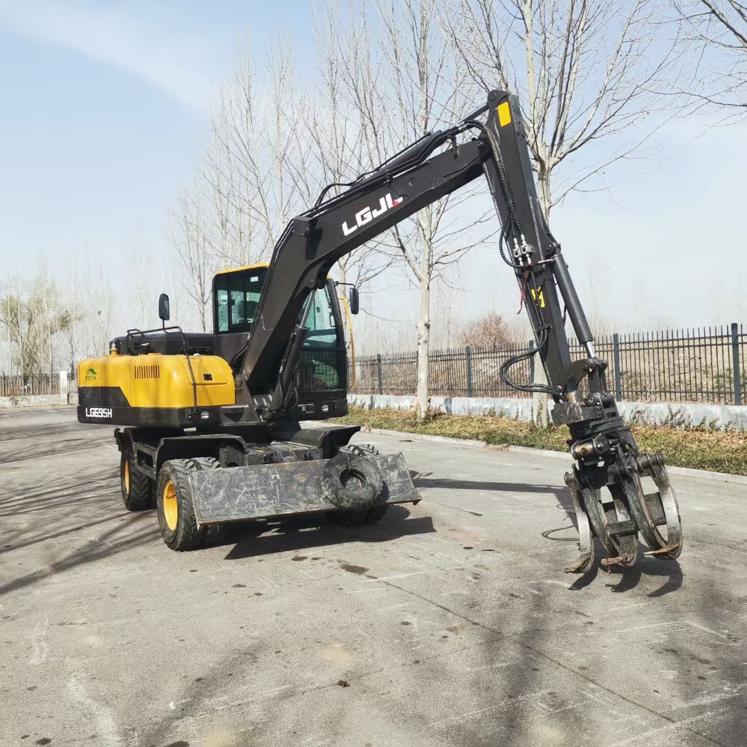 准新临工95 轮式挖掘机 轮式抓木机 精品车况