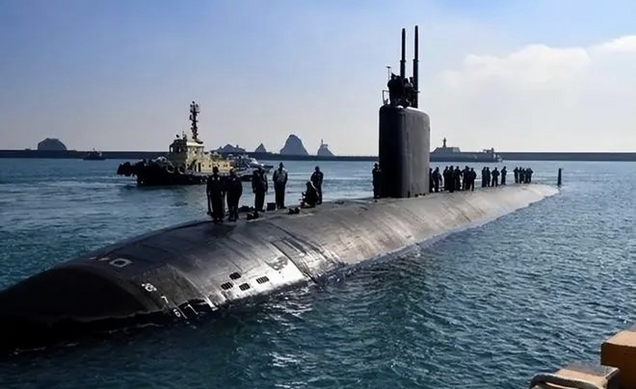 韩媒:  7月24日凌晨 美海军"洛杉矶"级核潜艇"安纳波利斯"号 当天上午