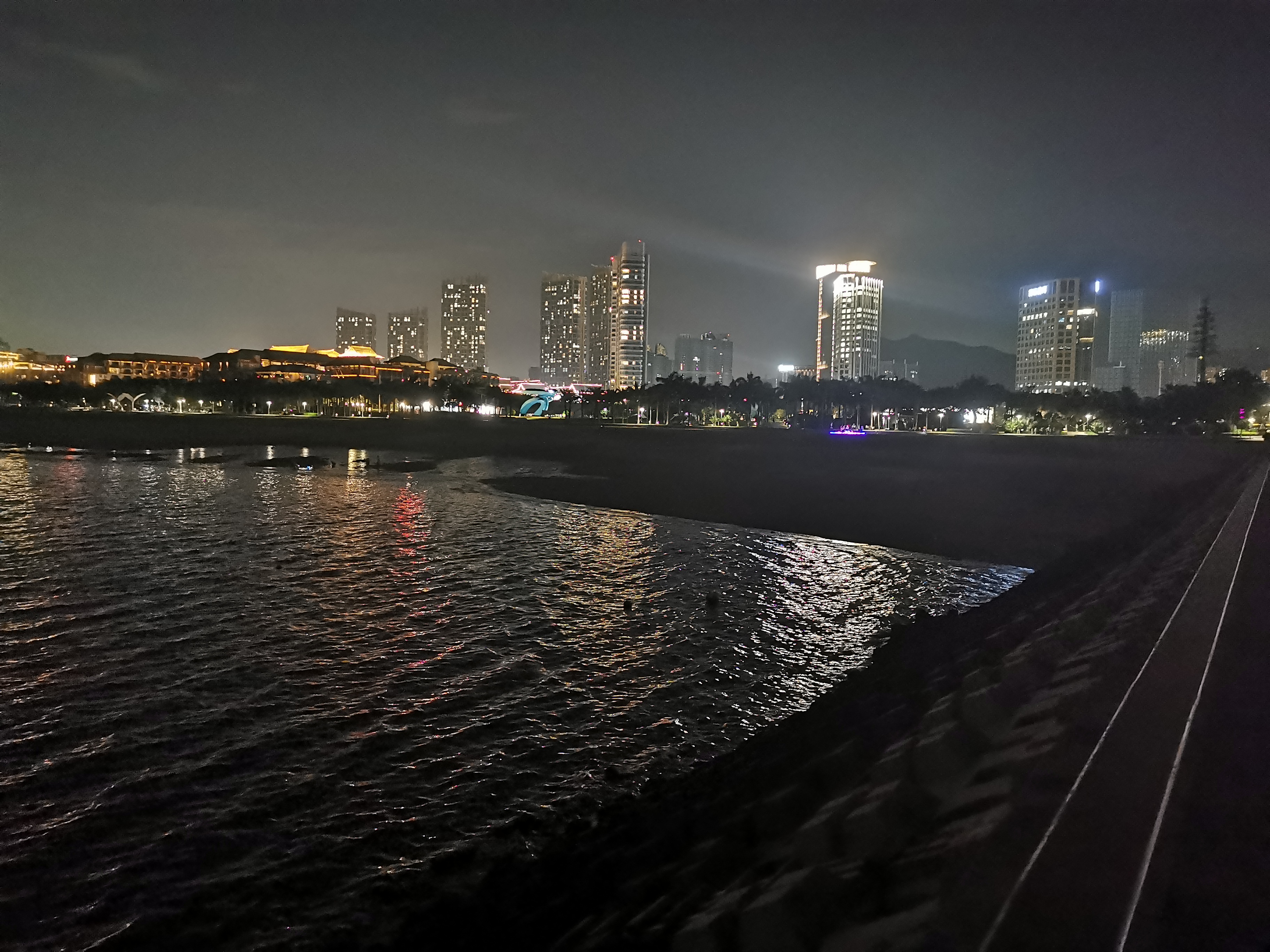 厦门海边夜景图片图片