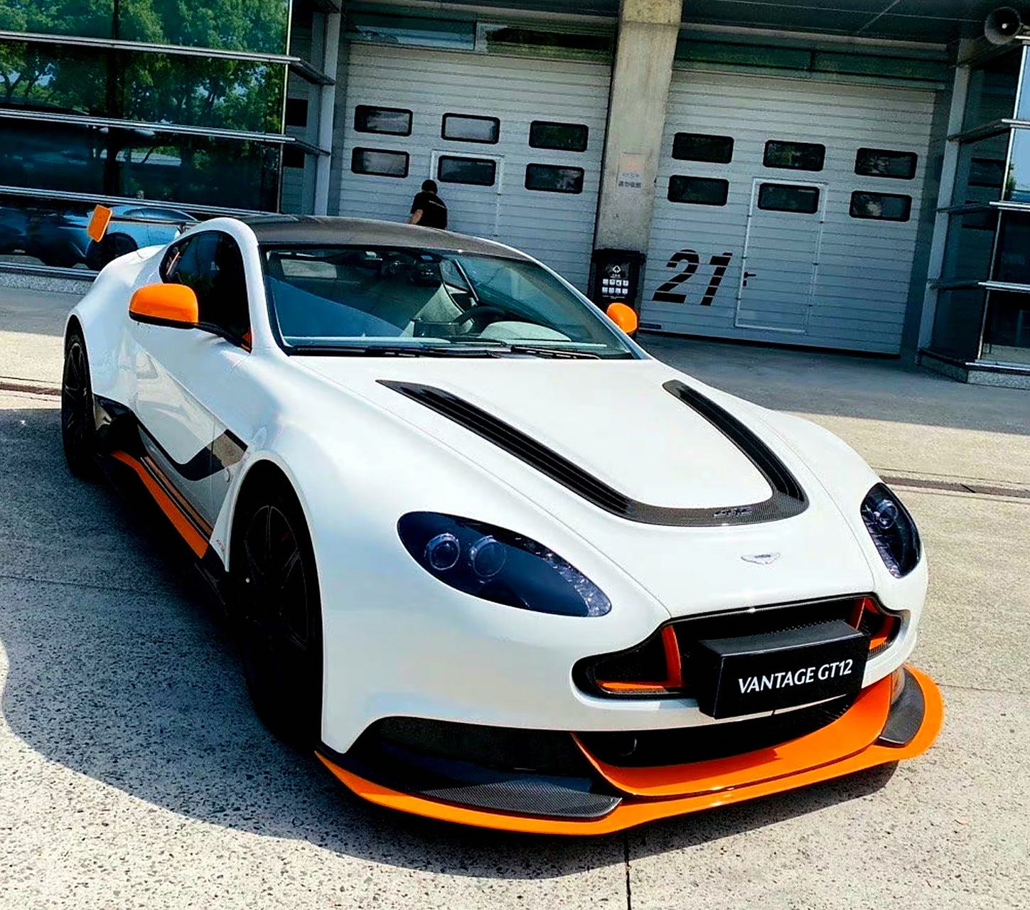 阿斯顿马丁 vantage gt12 #阿斯顿马丁vantage