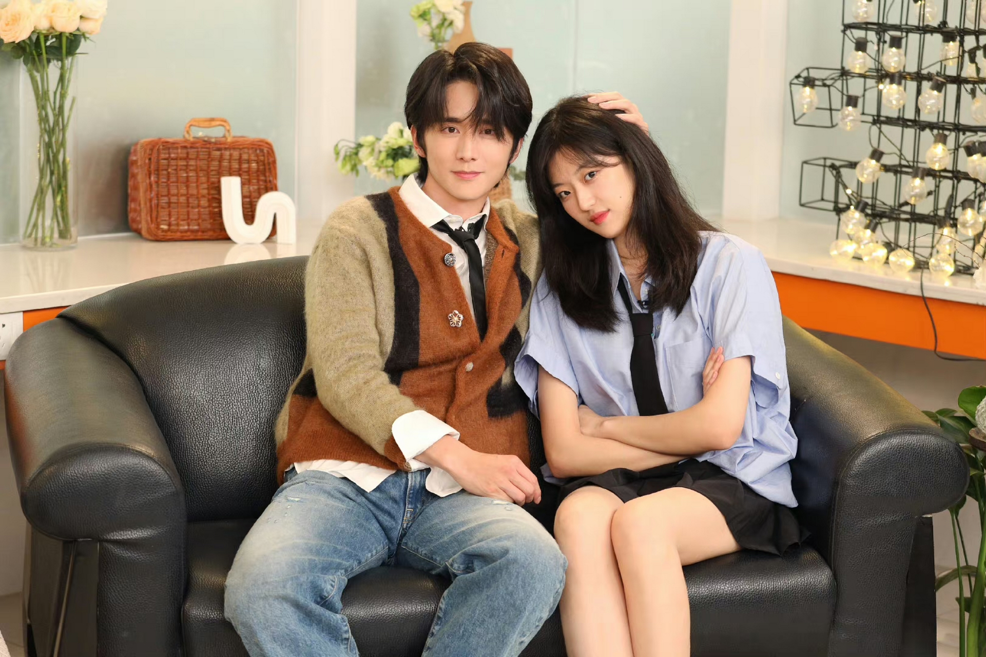 张新成孙千的这组采访图也好甜好有feel噢,绝了